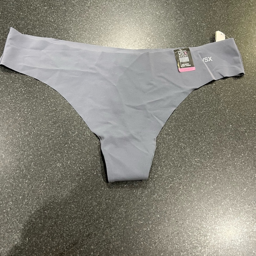 Victoria's Secret VSX Sport No-Show Sport Thong Size Large
